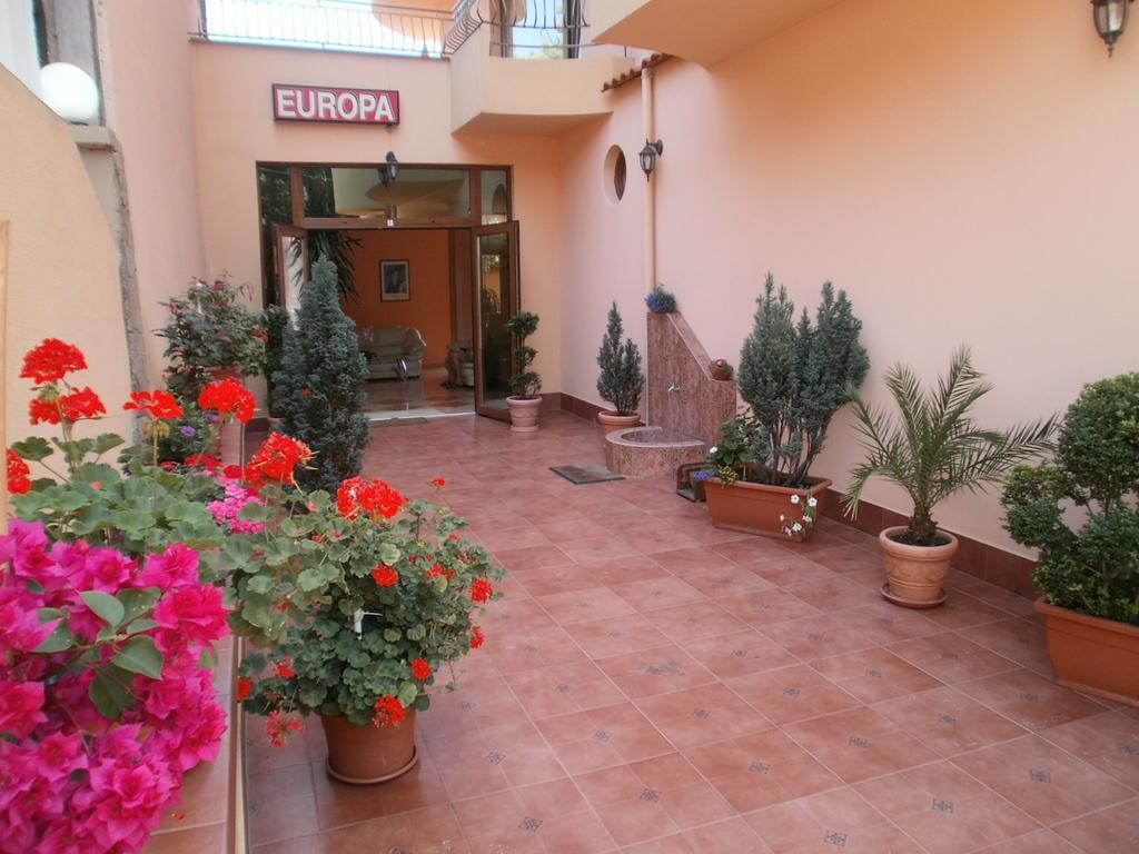 Europa Guest House Kiten  Exterior foto